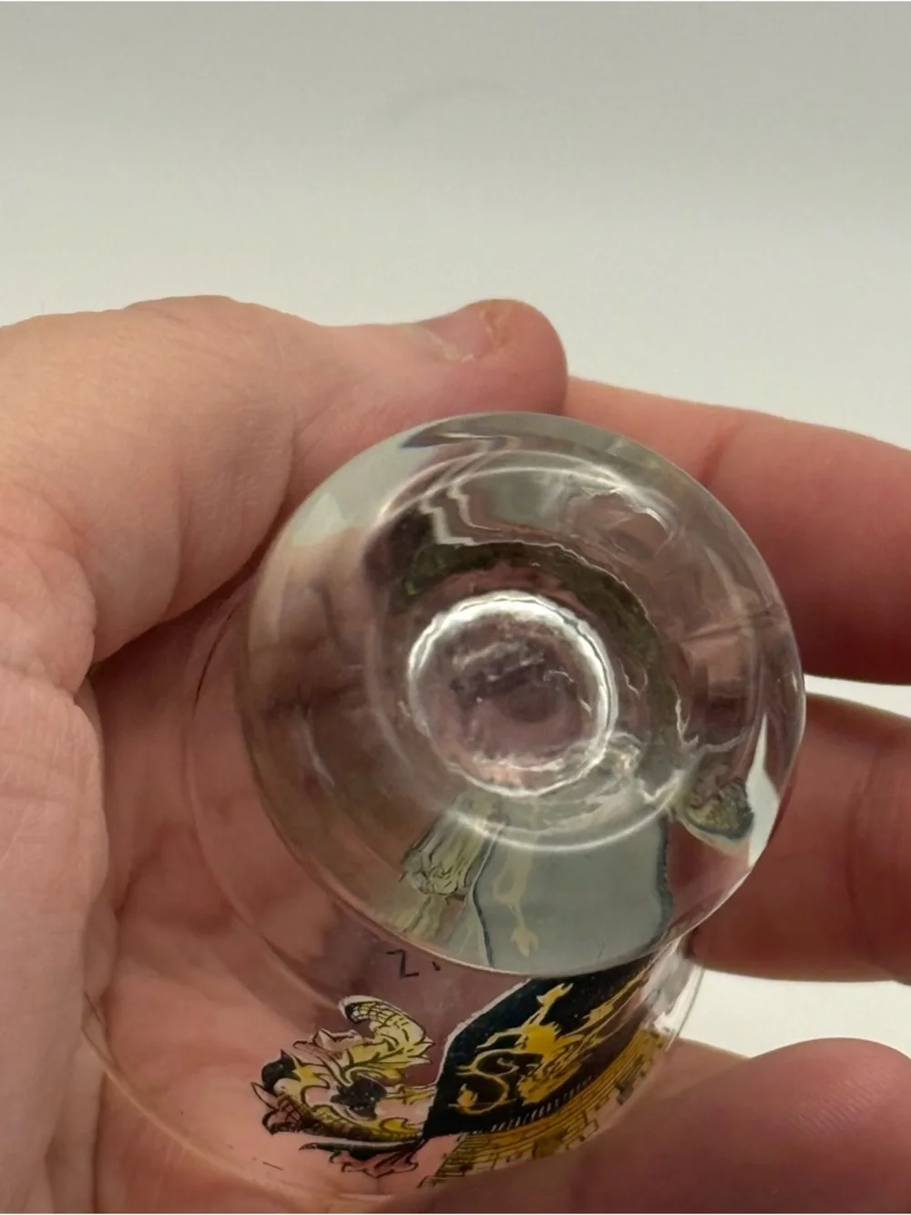 N/A clear glass
